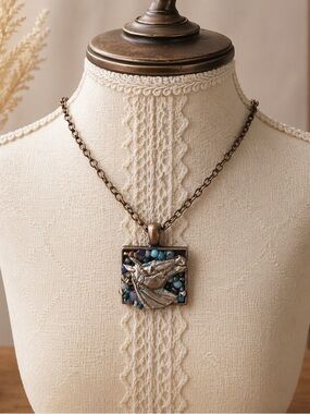 Equestrian Horse Pendant‎ Necklace Square Beaded Edge Bronze Chain Women's